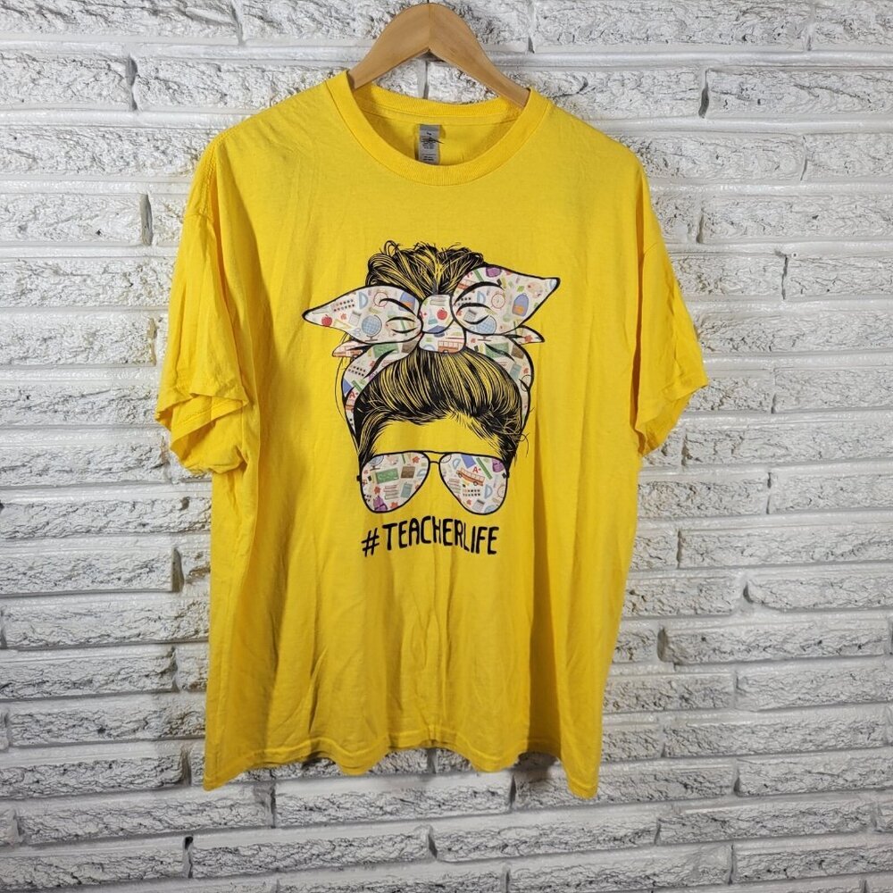 Gildan Women's XL Yellow Teacher Graphic Tee 100% Cotton Short Sleeve NOV11E